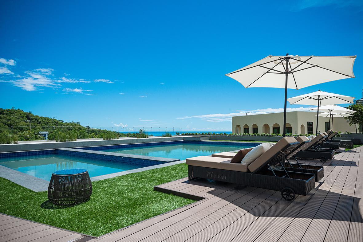 Lucent Resort Donghe Bagian luar foto